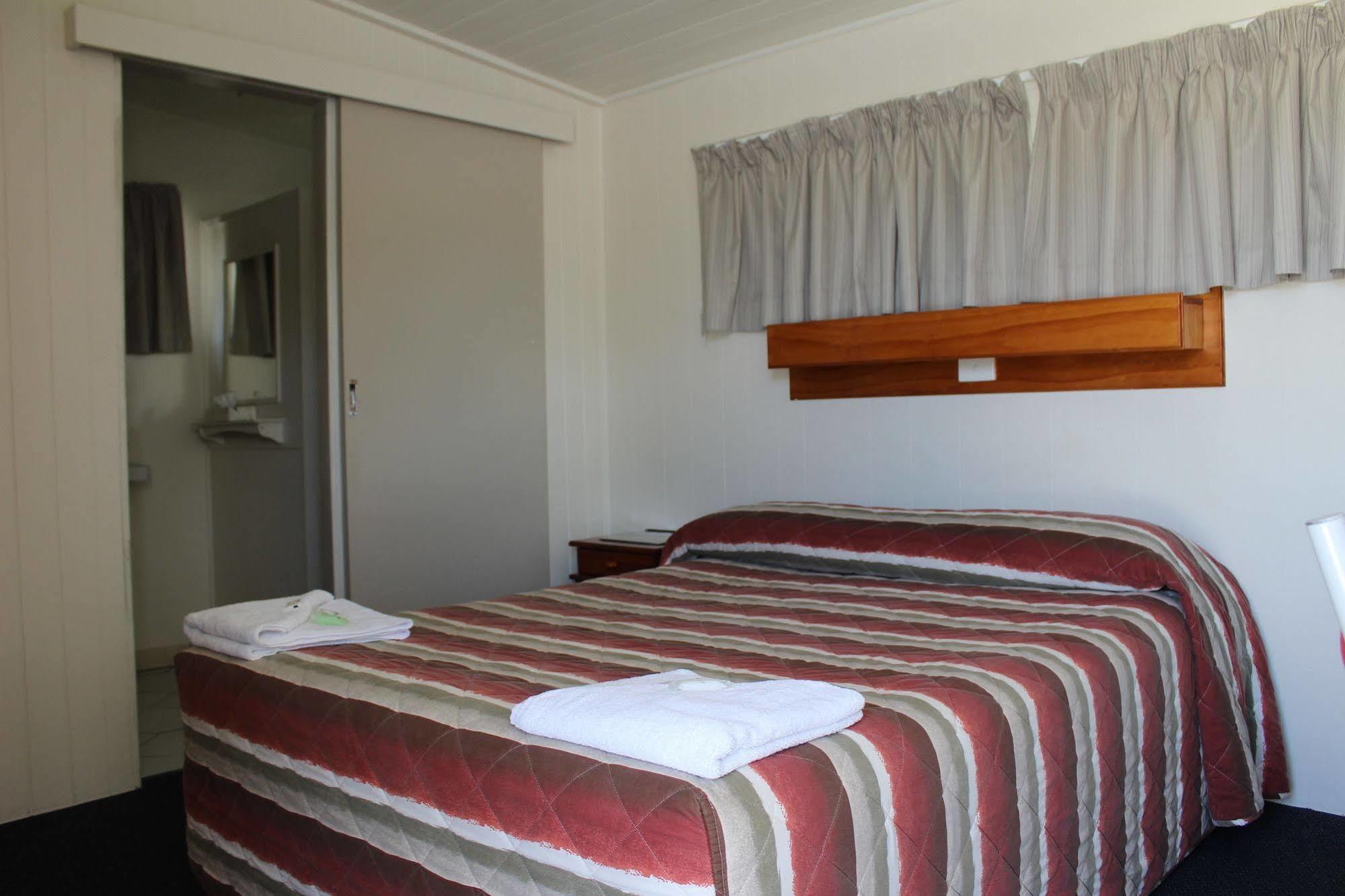 Miriam Vale Motel ภายนอก รูปภาพ