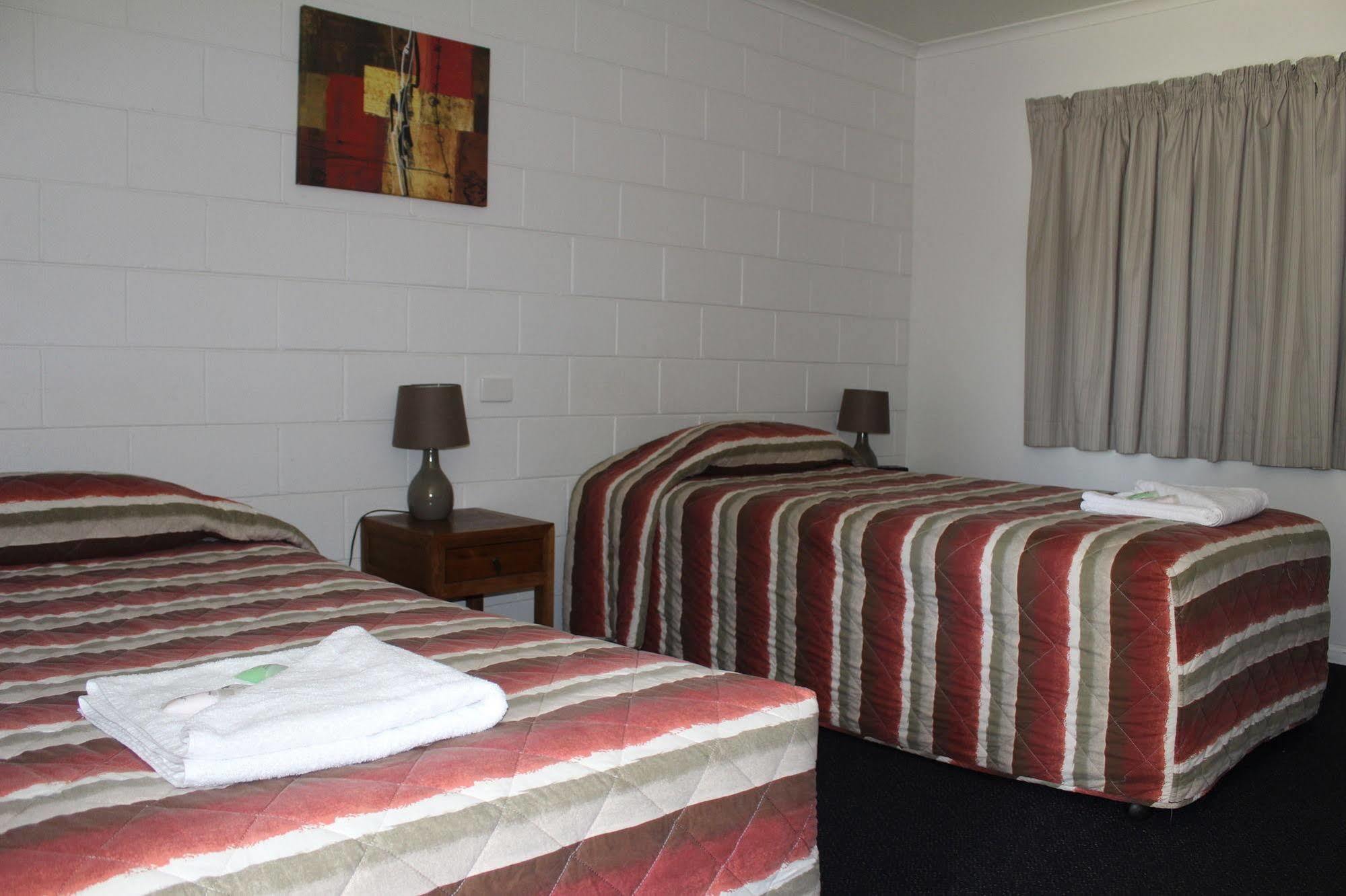 Miriam Vale Motel ภายนอก รูปภาพ